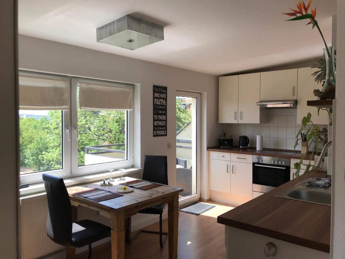Stadtdschungel Fewo Mit Balkon Cottbus Esterno foto