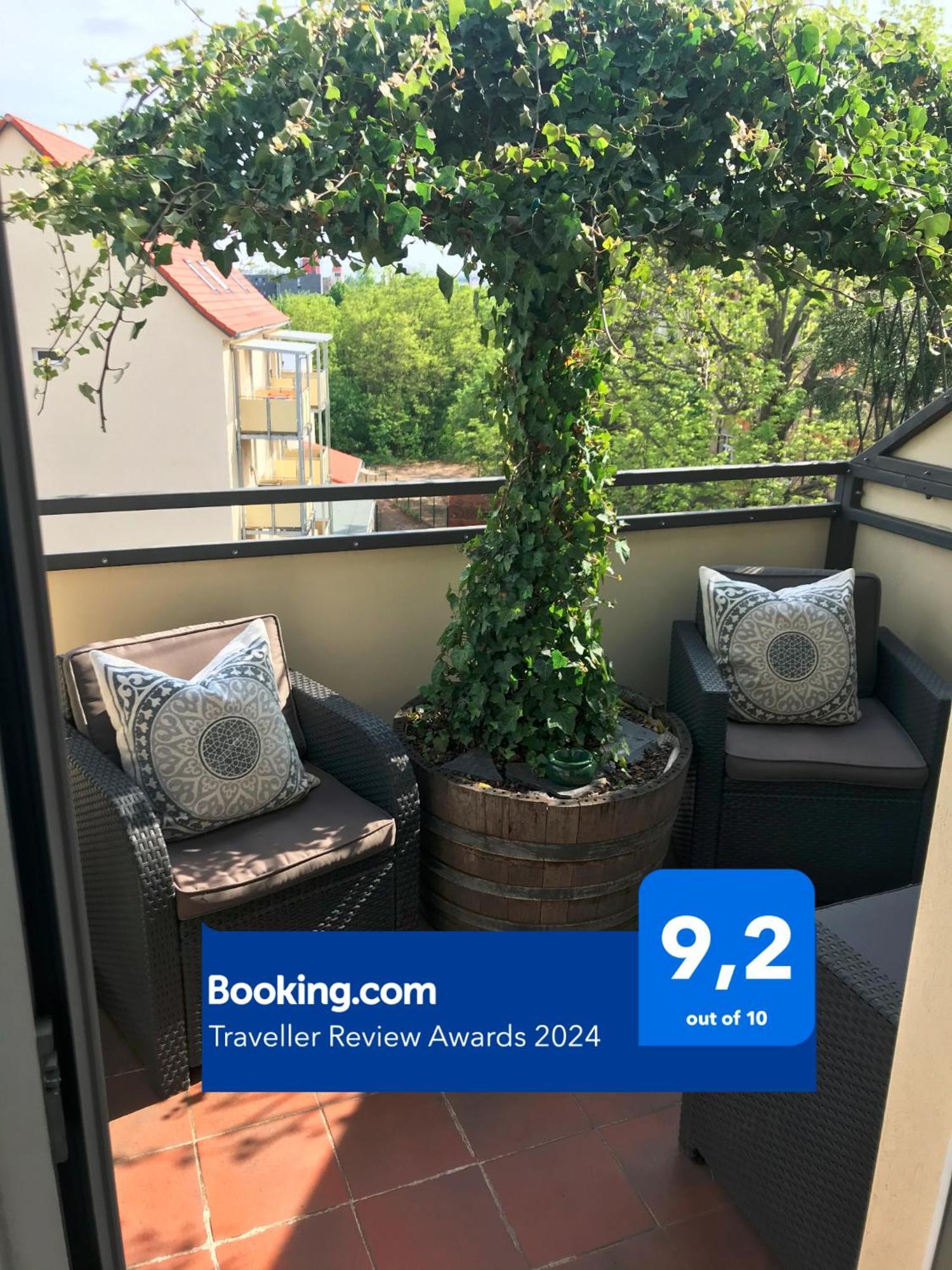 Stadtdschungel Fewo Mit Balkon Cottbus Esterno foto